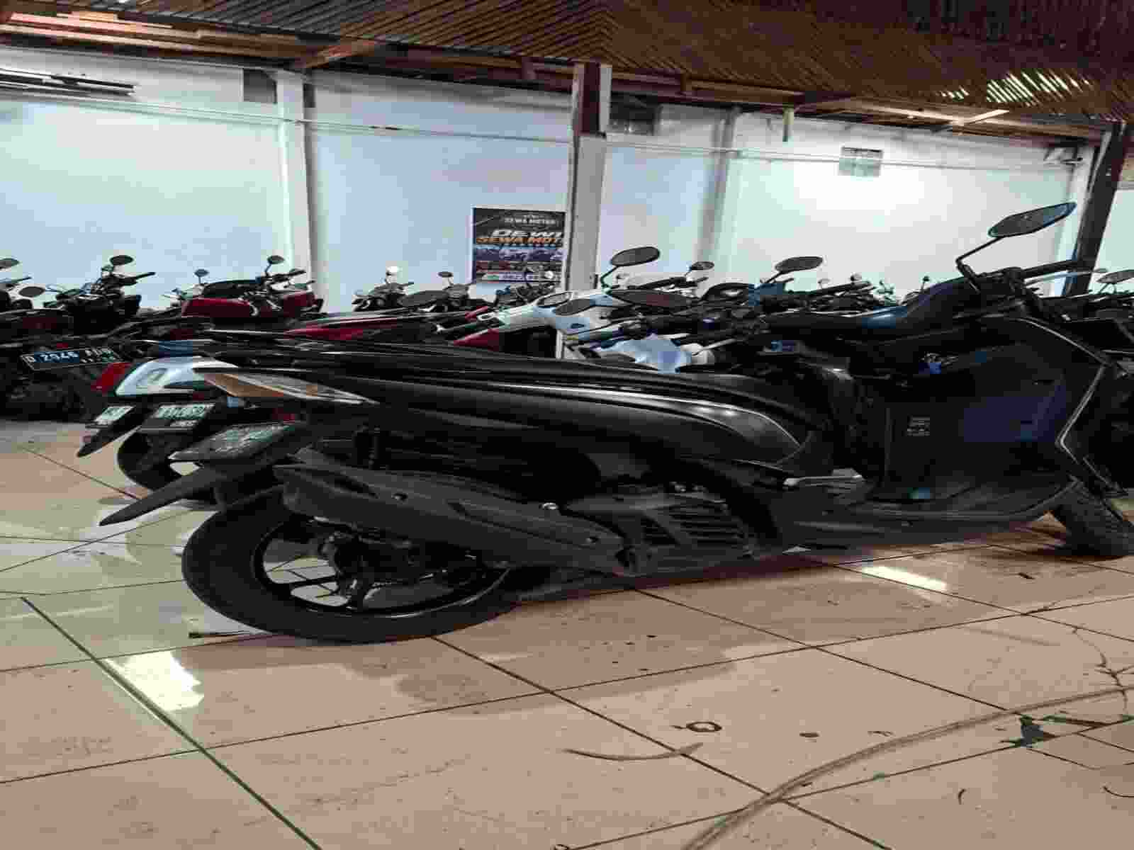 Yamaha Lexy